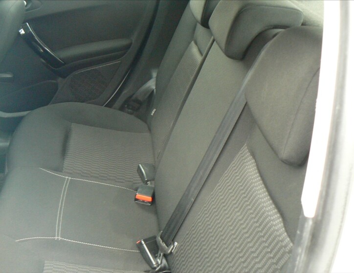 Peugeot 208 20