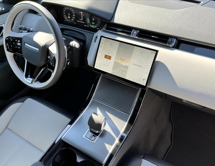 Land Rover Range Rover Velar 34