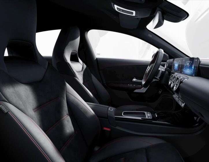 Mercedes-Benz CLA 7