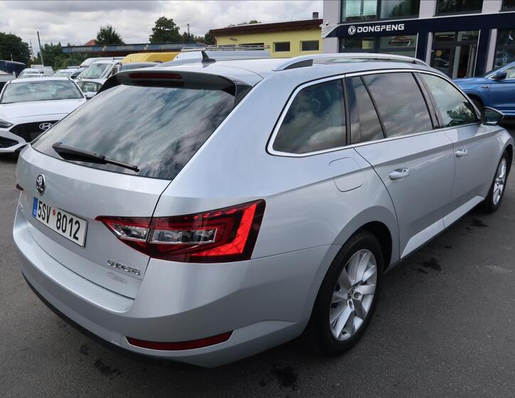 Škoda Superb 3