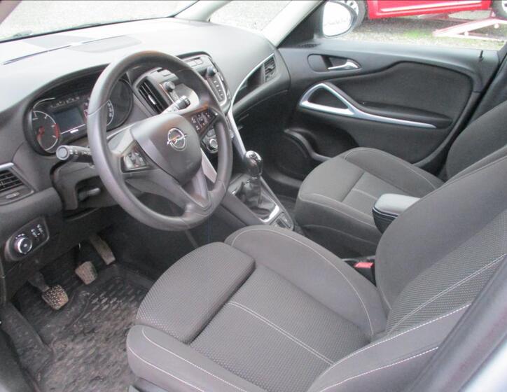 Opel Zafira 18