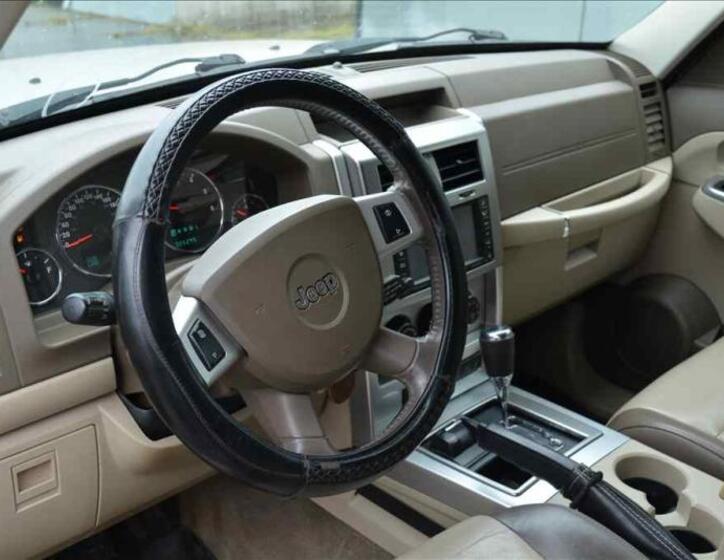 Jeep Cherokee 13