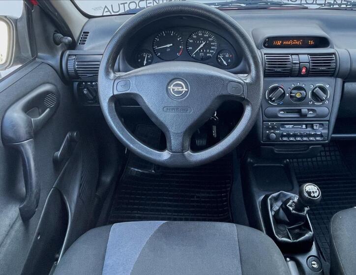Opel Corsa 11
