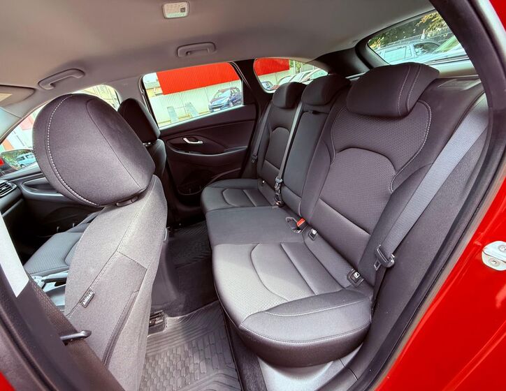 Hyundai i30 10