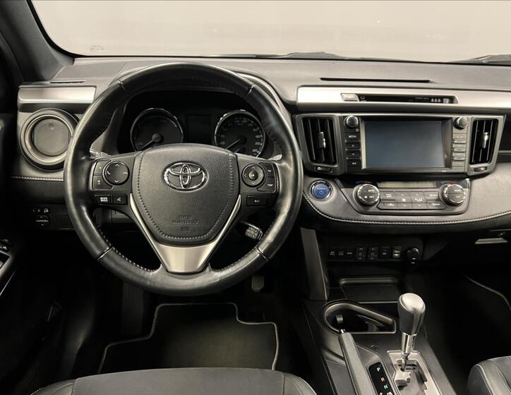 Toyota RAV4 5
