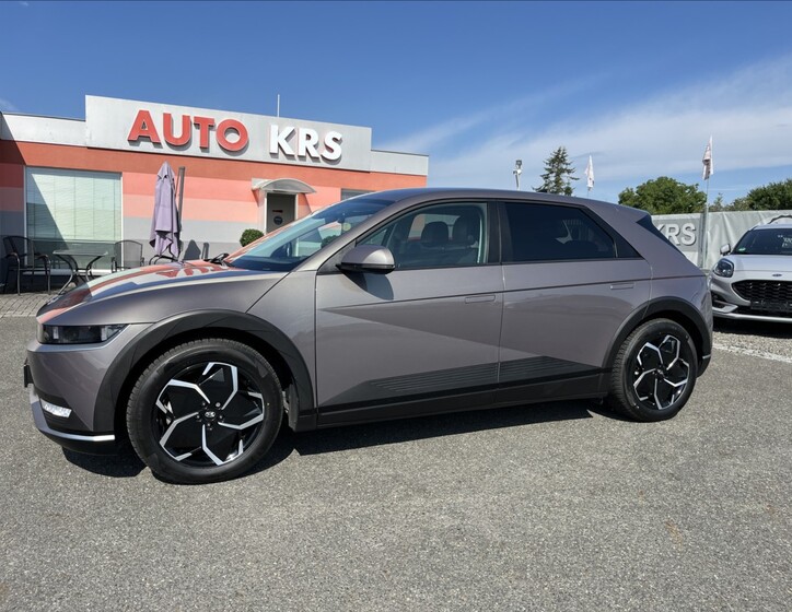 Hyundai IONIQ 10