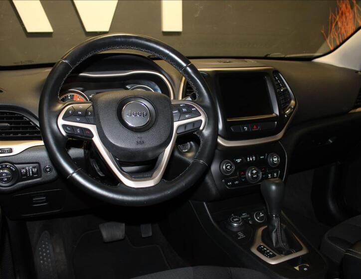 Jeep Cherokee 27