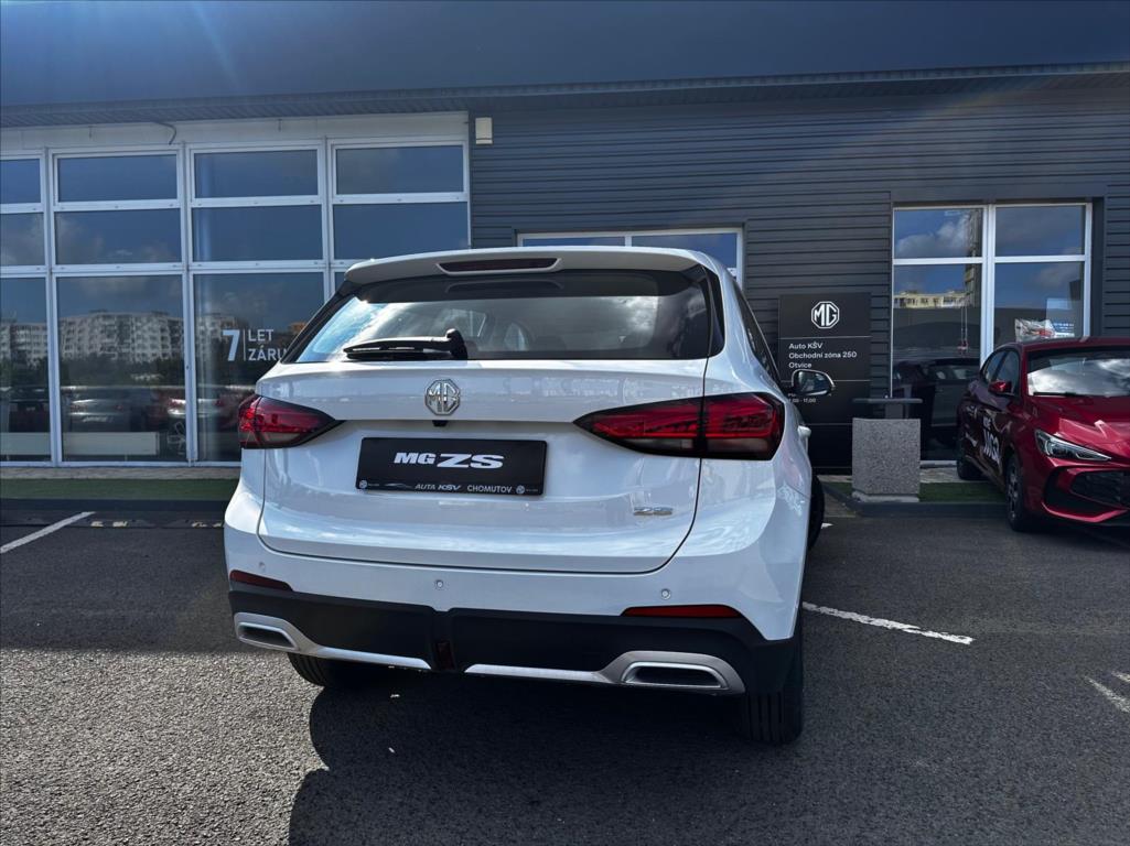 MG ZS