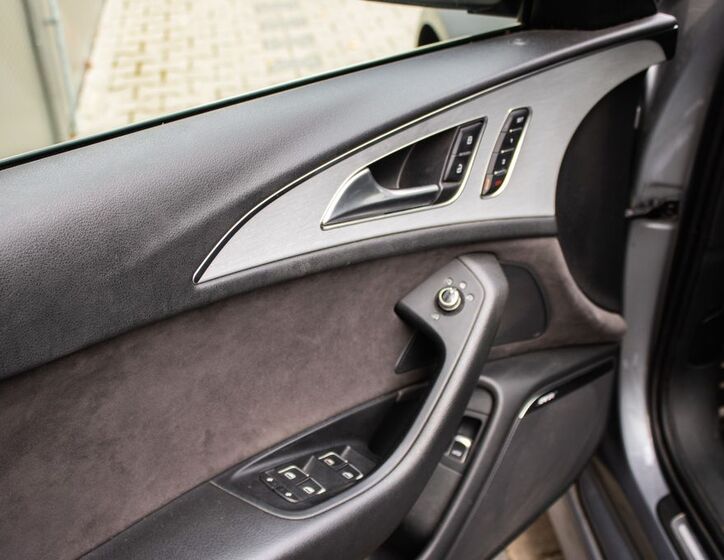 Audi A6 12