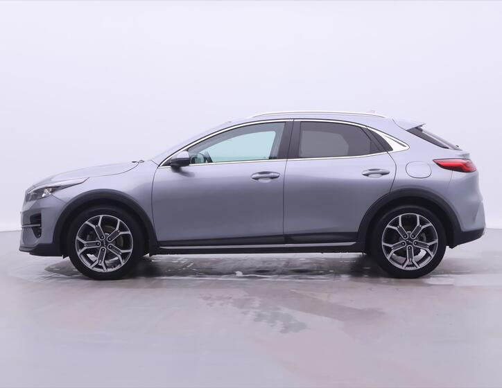KIA XCeed 4