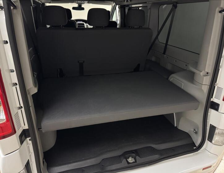 Opel Vivaro 33
