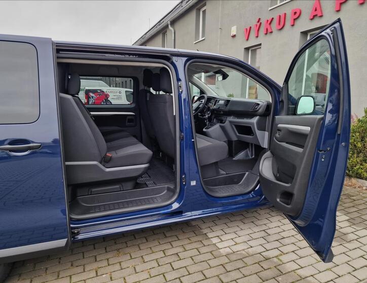 Opel Vivaro 15