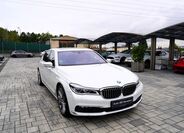 BMW Řada 7 8