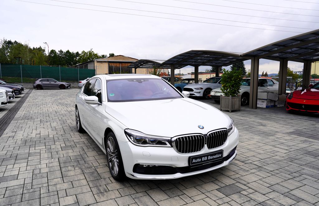 BMW Řada 7