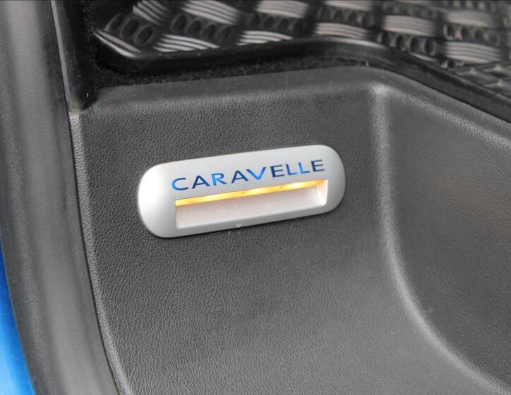Volkswagen Caravelle 16