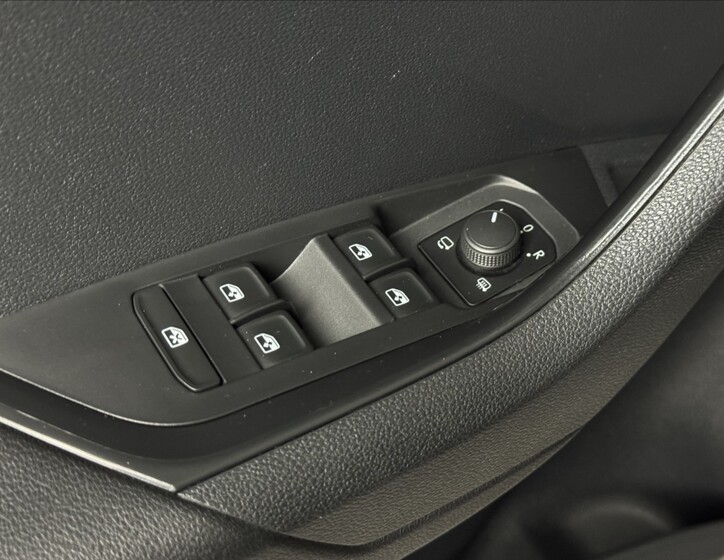 Škoda Karoq 24