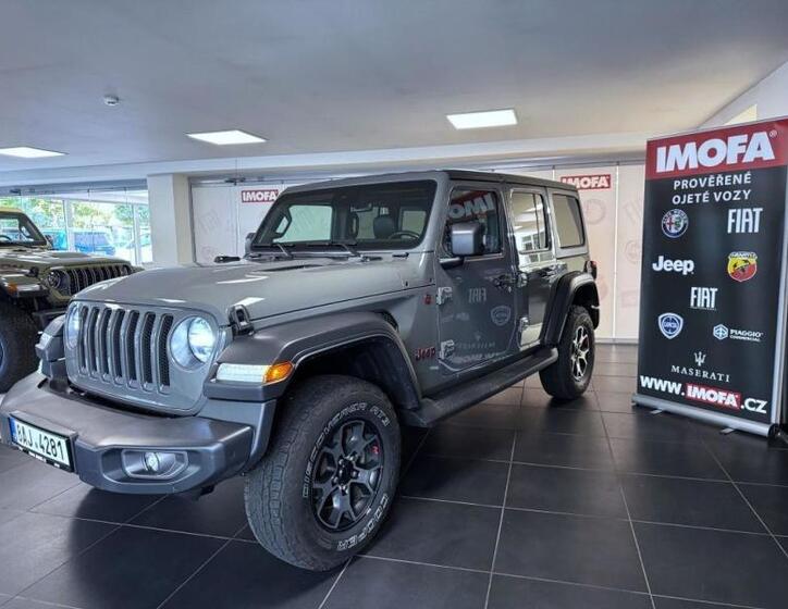 Jeep Wrangler 3