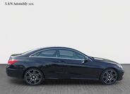 Mercedes-Benz Třídy E 4
