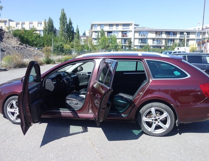 Škoda Superb 13
