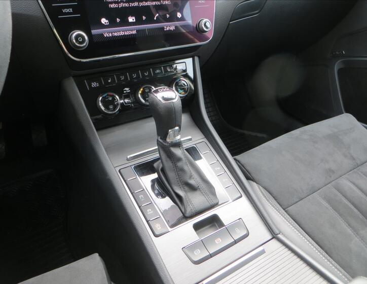 Škoda Superb 17
