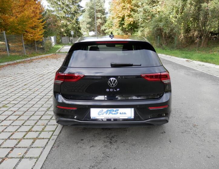 Volkswagen Golf 8