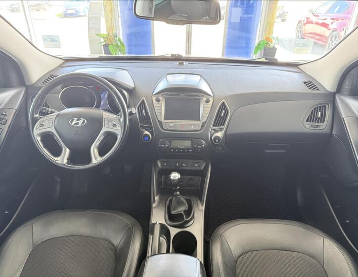 Hyundai ix35 8