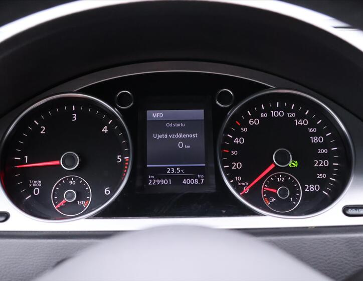 Volkswagen Passat CC 18