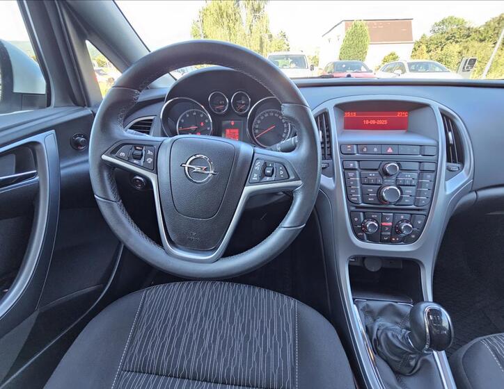 Opel Astra 6