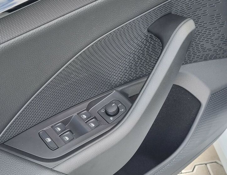 Škoda Octavia 12