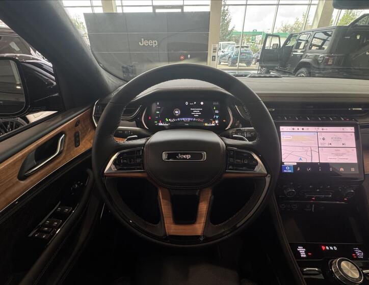 Jeep Grand Cherokee 13
