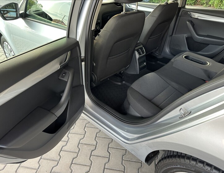 Škoda Octavia 8