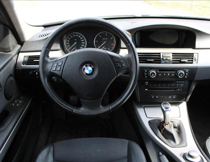 BMW Řada 3 12