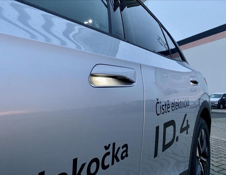 Volkswagen ID.4 14
