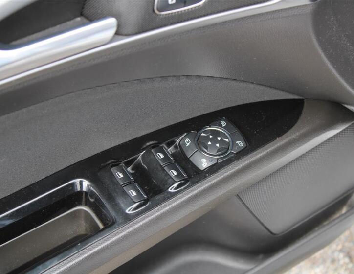 Ford Mondeo 19