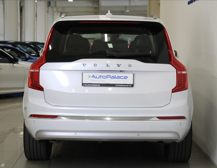 Volvo XC90 4