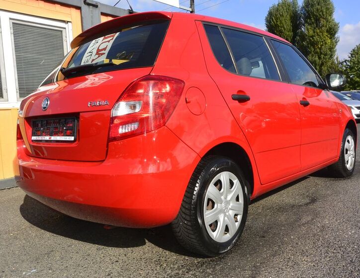 Škoda Fabia 33