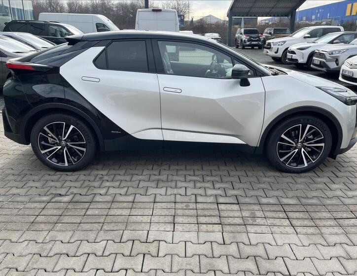Toyota C-HR 5