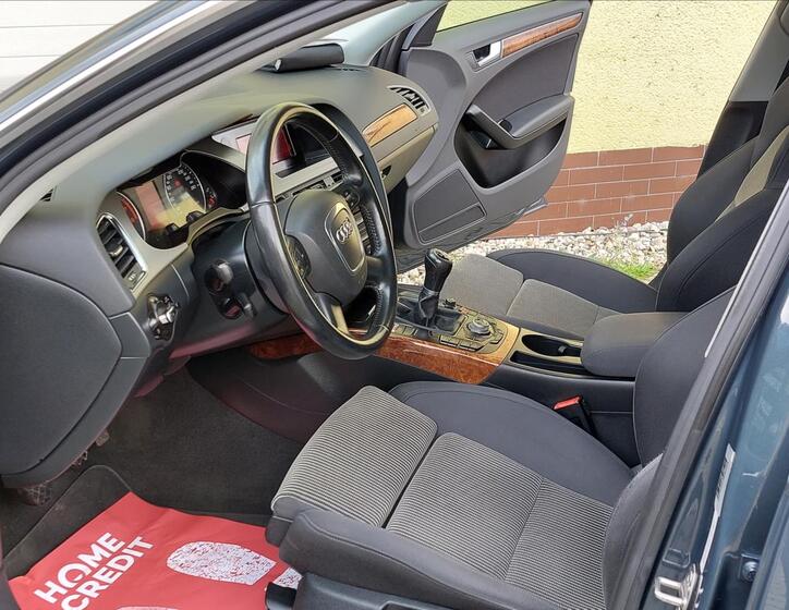 Audi A4 24