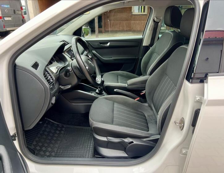 Škoda Fabia 10