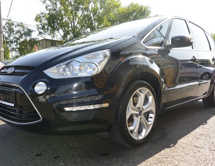 Ford S-MAX 37