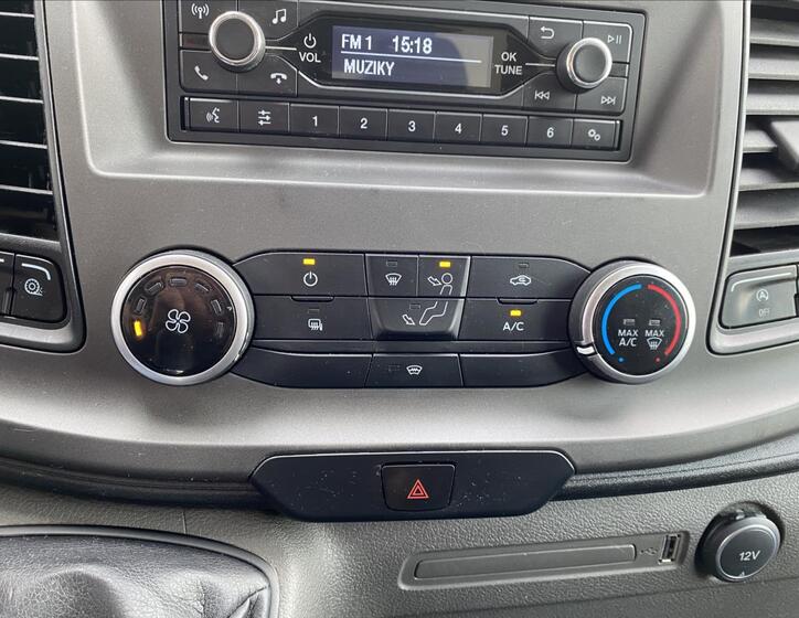 Ford Transit 13