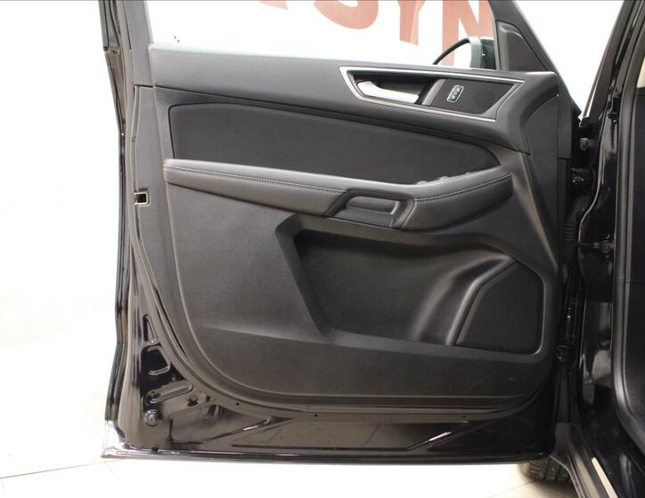 Ford S-MAX 9