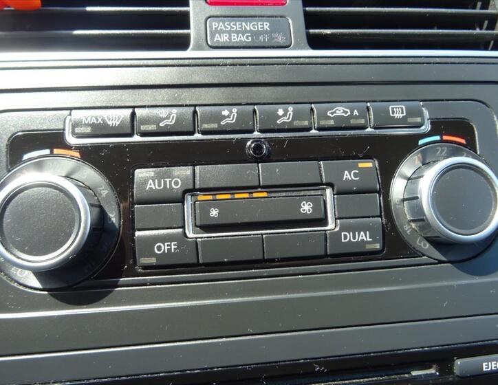 Volkswagen Touran 27