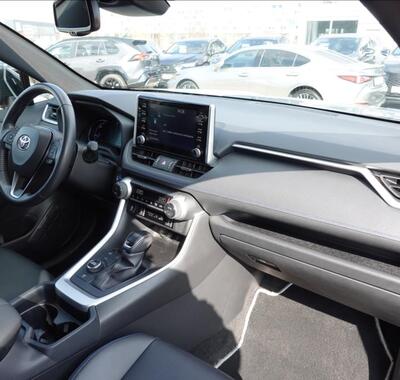 Toyota RAV4 36