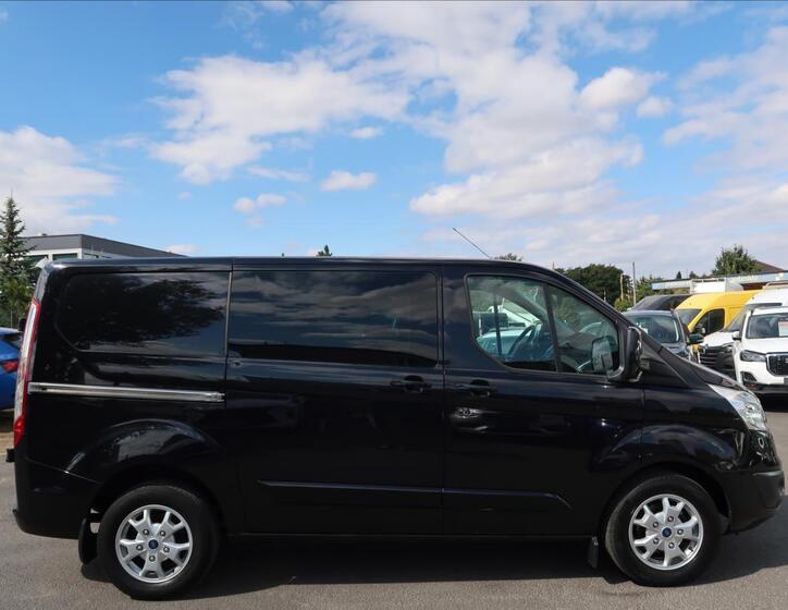 Ford Transit Custom 5