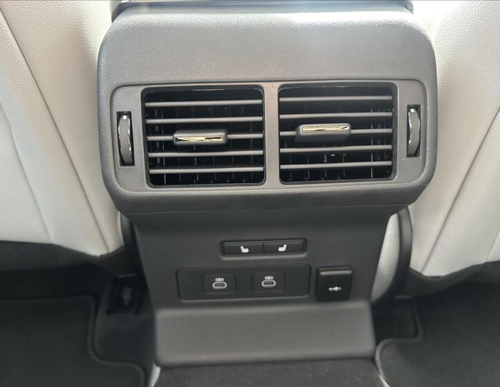 Land Rover Range Rover Velar 20