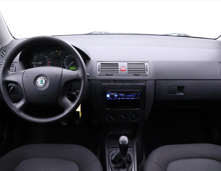 Škoda Fabia 19