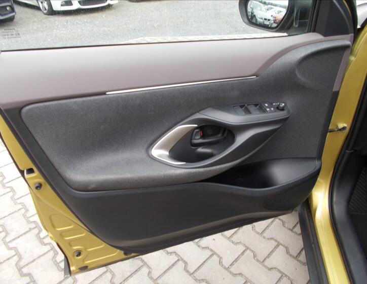 Toyota Yaris 31