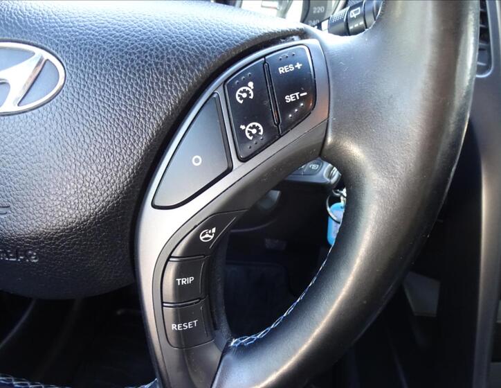 Hyundai i30 39