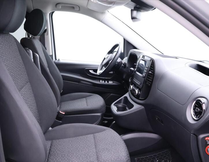 Mercedes-Benz Vito 14